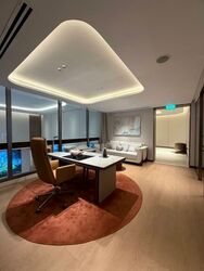 THE GOLDEN MILE (D7), Office #564569771